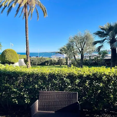 公寓 Set Of 2 Palm Beach Apartments, Pool, Parking *