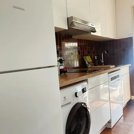 公寓 Set Of 2 Palm Beach Apartments, Pool, Parking *